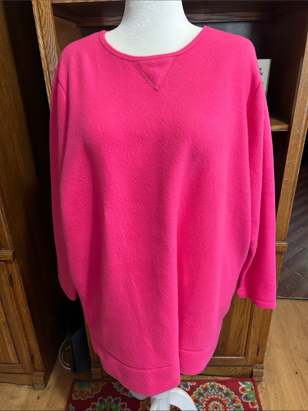 Woman Within Bright Hot Pink Crewneck Sweatshirt Size 22/24 EUC